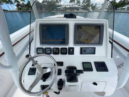 Intrepid 400 Center Console image