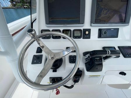 Intrepid 400 Center Console image