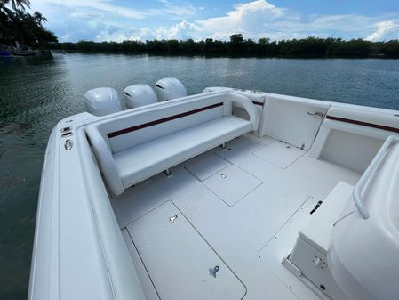 Intrepid 400 Center Console image