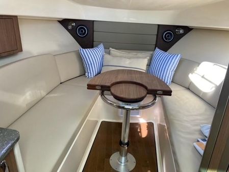 Boston Whaler 315 Conquest Pilothouse image
