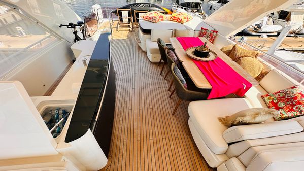 Princess Flybridge 88 Motor Yacht image