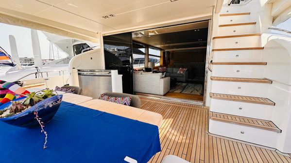 Princess Flybridge 88 Motor Yacht image