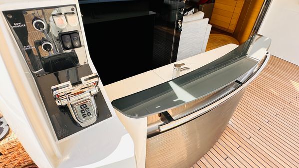 Princess Flybridge 88 Motor Yacht image