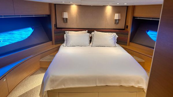 Princess Flybridge 88 Motor Yacht image