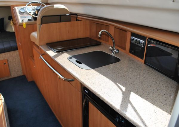 Bayliner DISCOVERY-288 image
