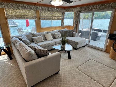Horizon 16 x 70 WB Houseboat image