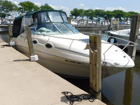 Sea Ray 240 Sundancer image