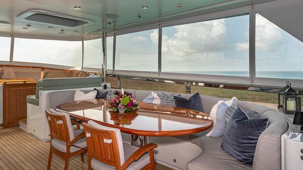 Broward Raised Pilothouse image