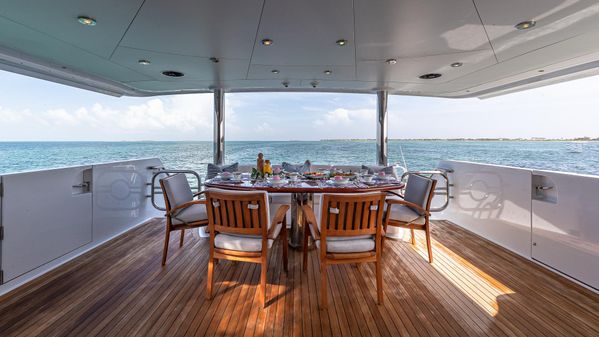 Broward Raised Pilothouse image