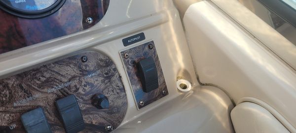 Sea Ray 450 Sundancer image