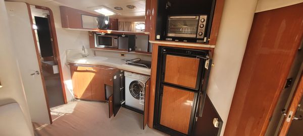 Sea Ray 450 Sundancer image