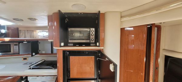 Sea Ray 450 Sundancer image