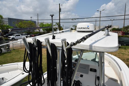 Robalo R260 Center Console image