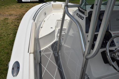 Robalo R260 Center Console image