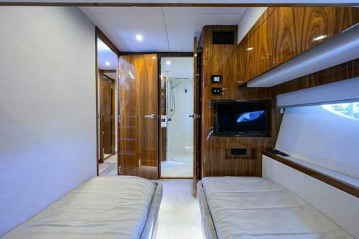 Riviera 6000 Sport Yacht image