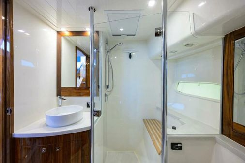 Riviera 6000 Sport Yacht image