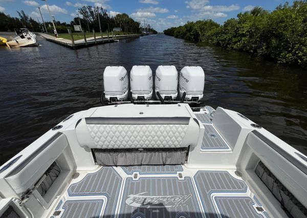 Nor-Tech 390 Center Console image