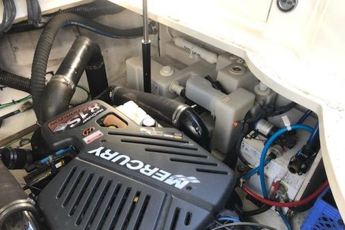Sea Ray 340 Sundancer image