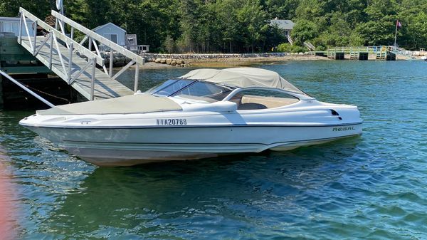 Regal 2100 LSR
