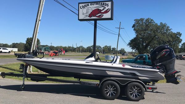 Skeeter ZX 200