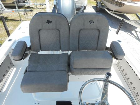Sea Pro 228 DLX Bay image