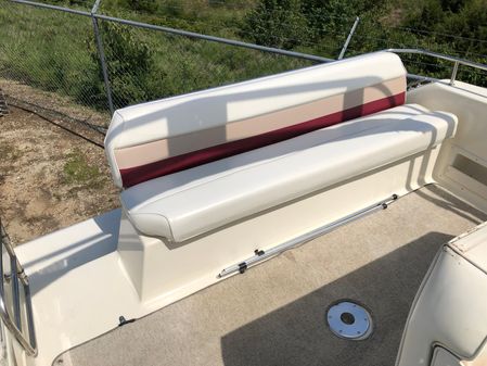 Rinker 280 Fiesta Vee image