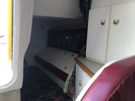 Rinker 280 Fiesta Vee image