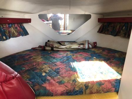 Rinker 280 Fiesta Vee image