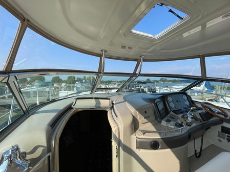 Sea Ray 420 Sundancer image