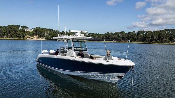 Boston Whaler 330 Outrage