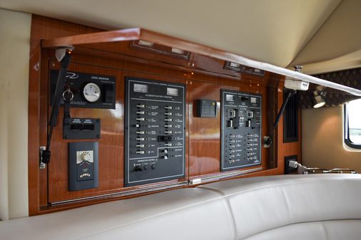 Regal 3880 Commodore image