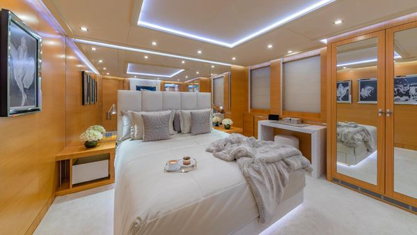 Palmer Johnson Sport Yacht 170 image