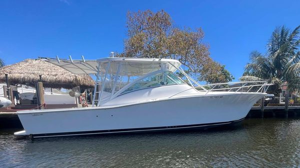 Luhrs 36 Open