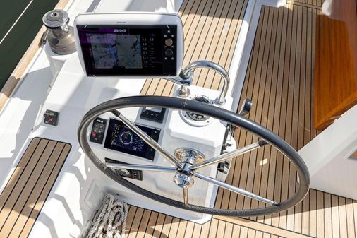 Beneteau Oceanis 38.1 image