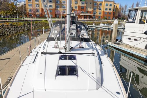 Beneteau Oceanis 38.1 image