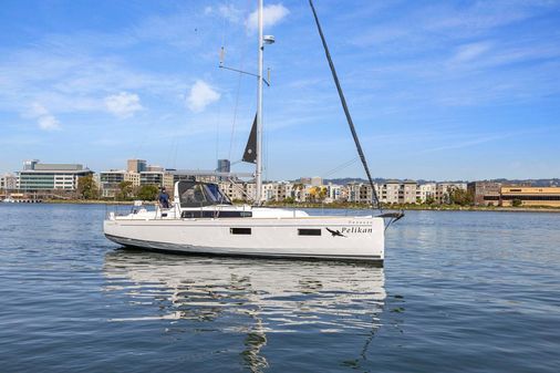 Beneteau Oceanis 38.1 image