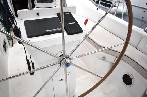 Beneteau 423 image