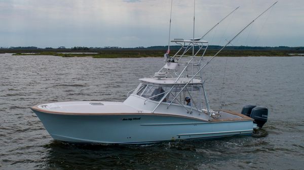 Custom Carolina 36 Express 