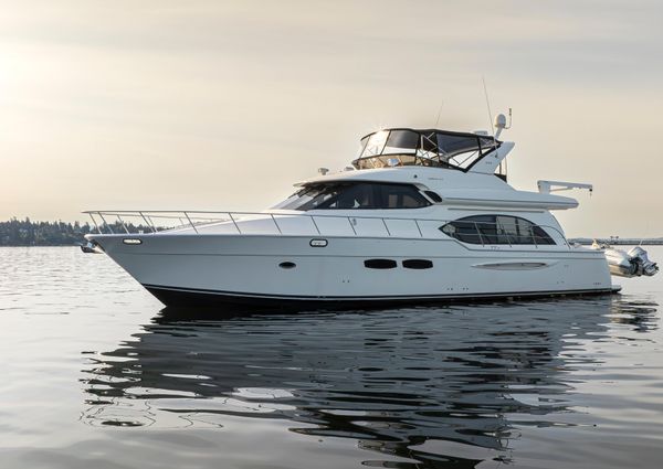 Meridian 580 Pilothouse image