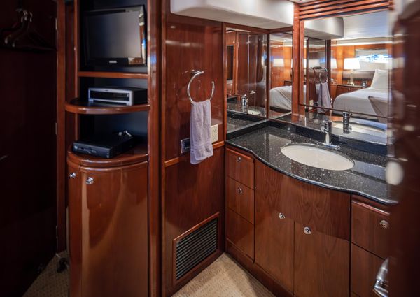 Meridian 580-PILOTHOUSE image