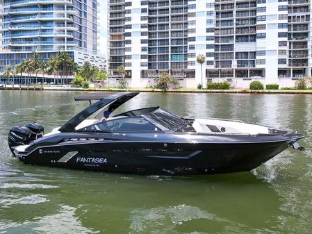 Cruisers Yachts 338 Bow Rider image