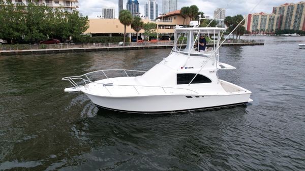 Luhrs 320 Tournament