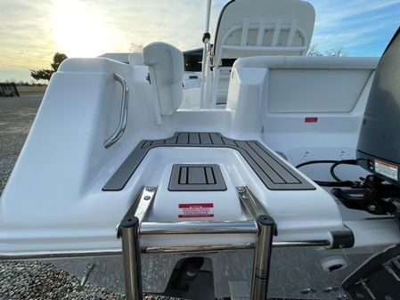 Tidewater 220-LXF image