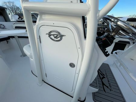 Tidewater 220-LXF image