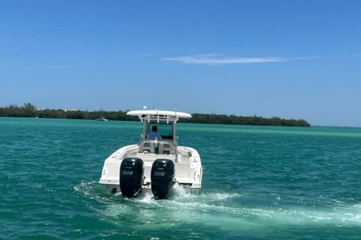 Boston Whaler 250 Outrage image