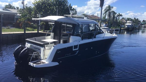 Jeanneau NC 895