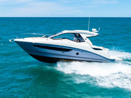 Sea Ray Sundancer 350 Coupe image