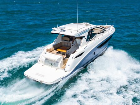 Sea Ray Sundancer 350 Coupe image