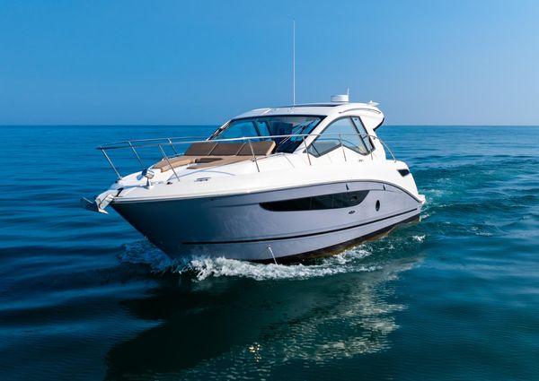 Sea Ray Sundancer 350 Coupe image