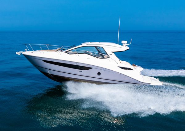 Sea Ray Sundancer 350 Coupe image